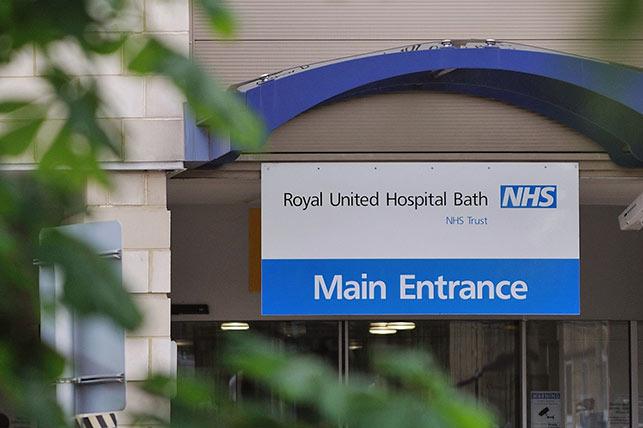 RUH Wards Remain Closed After Norovirus Outbreak nowb.at/1Dis3Ob (via @NOWBathNews)