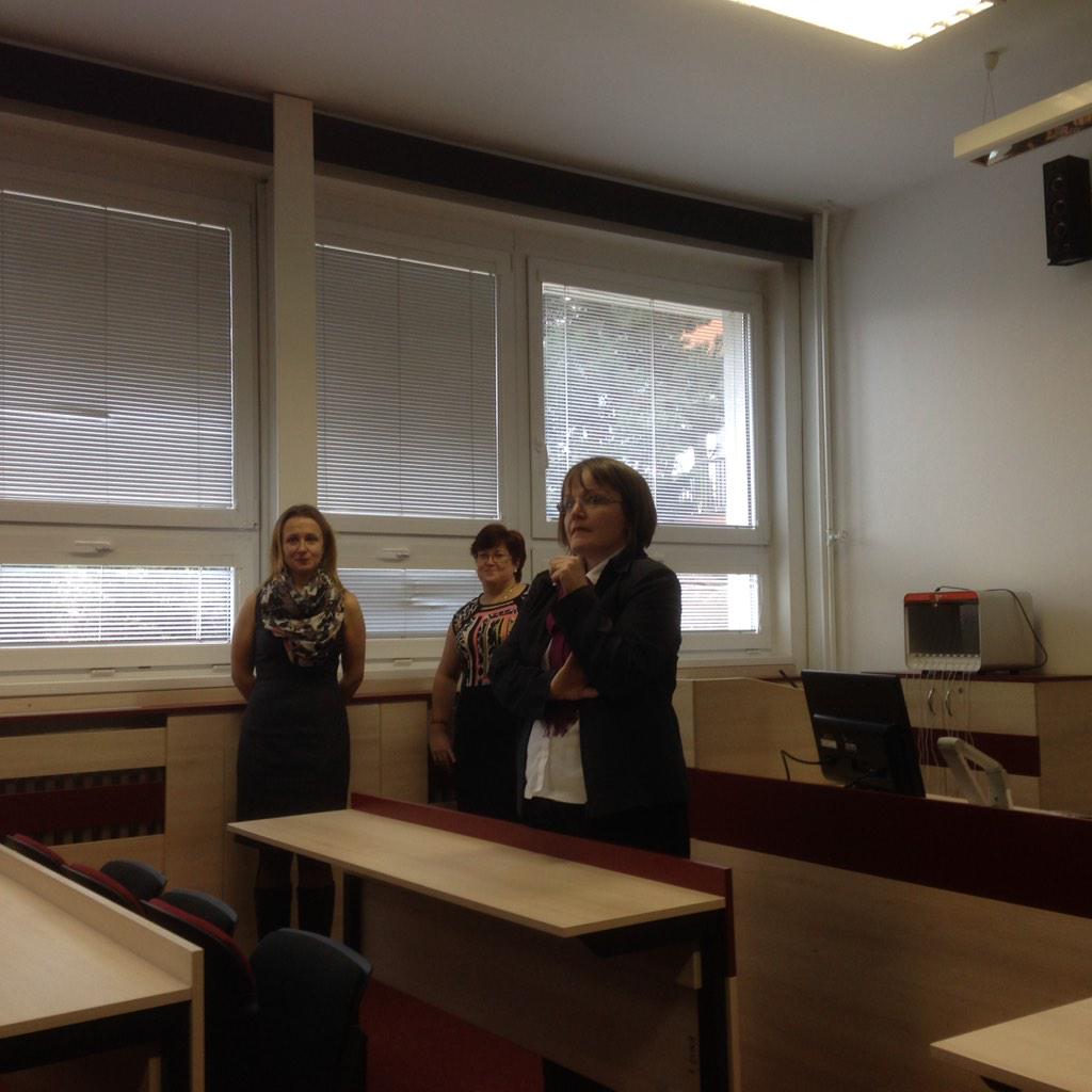 bohape's tweet image. Maths in #CCLproject and in our lives. With tablets of course @DianaBannister