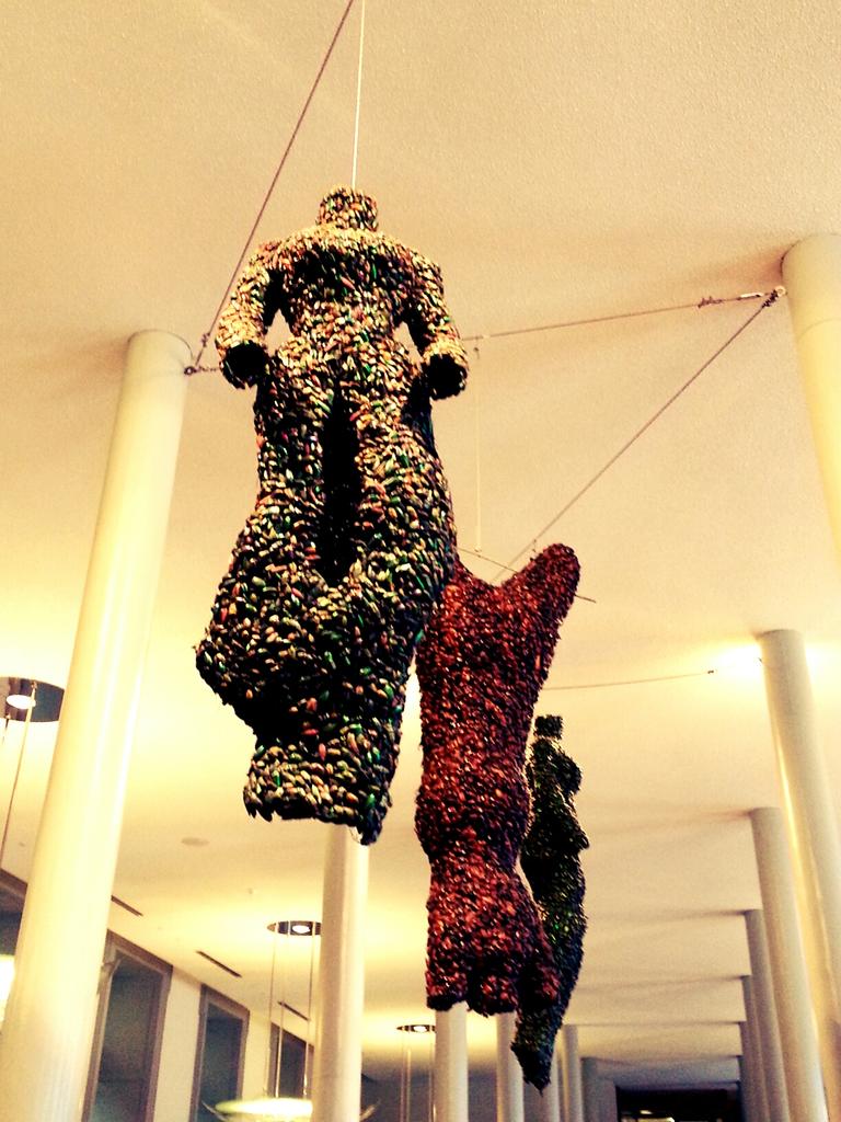 Kunst in het <a href="/vlaparl/">Vlaams Parlement</a> J.Fabre