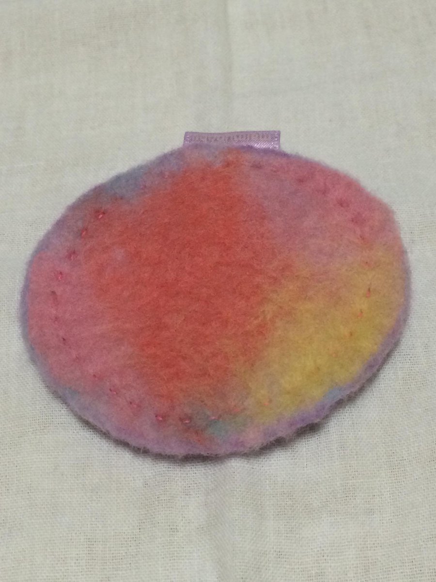 maimunchii's tweet image. “@e_mokuren: mano*manoの戦利品3　maimunchi( @maimunchii )さんのフェルトコースター　パート先で使ってます。 http://t.co/0Yke2NdFIt”
ありがとうございまーす*\(^o^)/*