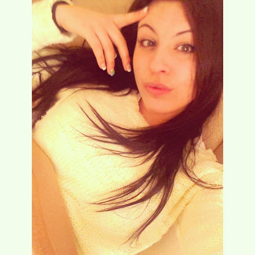 beabeuti's tweet photo. Jugaron a esconder sus sentimientos, y cuando fueron a buscarlos, no los encontraron. http://t.co/B5SUIbi7P5