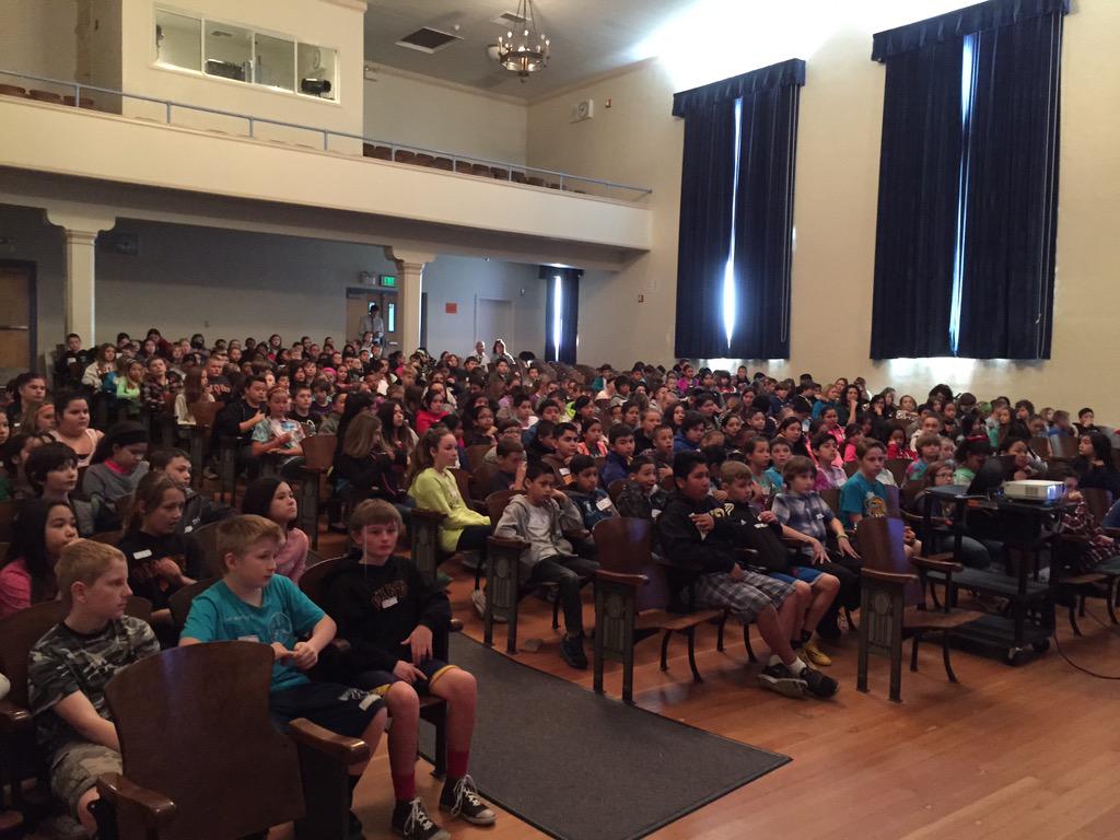 MJHSBullpups's tweet photo. Incoming 5th graders ready to be Bullpups!!!  We are so excited for you! #bullpuppride http://t.co/yL41OzHmHs
