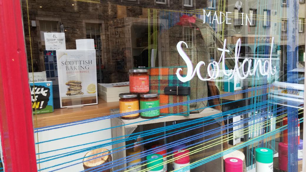 MaRobertsFood's tweet image. Dropped off stock to @CranachanCrowd earlier and we're on show on the Royal Mile. Happy days 😀. #GoDo @ESparkUK