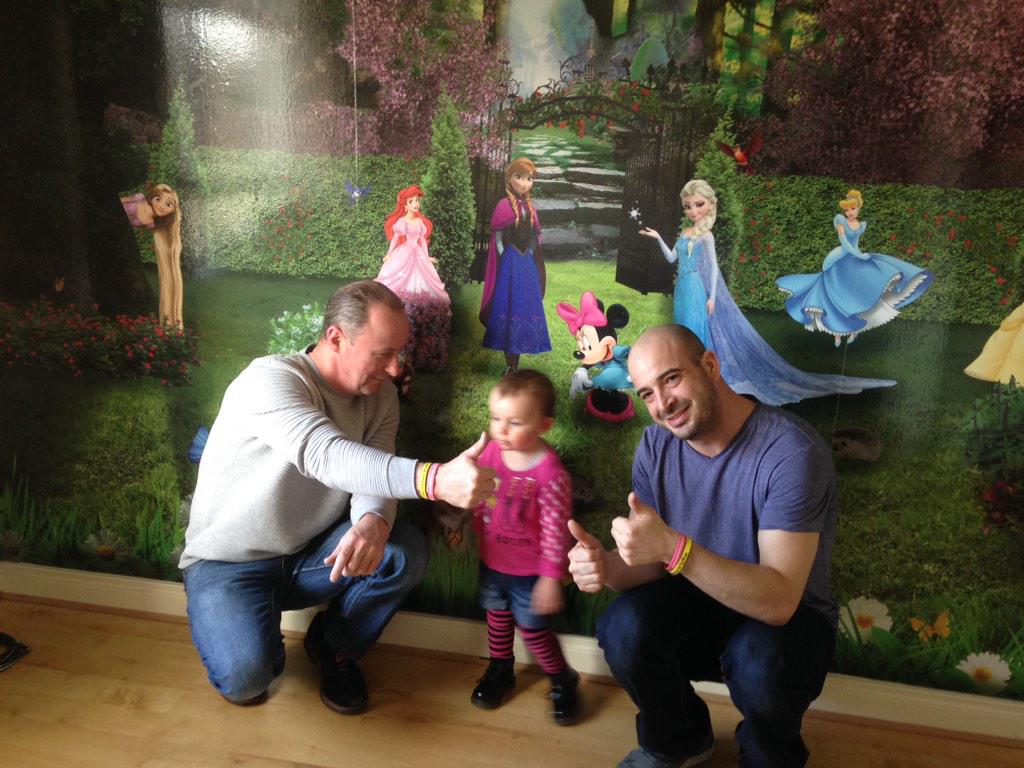 achanceforalice's tweet image. @vinylmurals @APTjimmy thank you so much for Alice's mural. She is just thrilled. Such a special thing u all do x