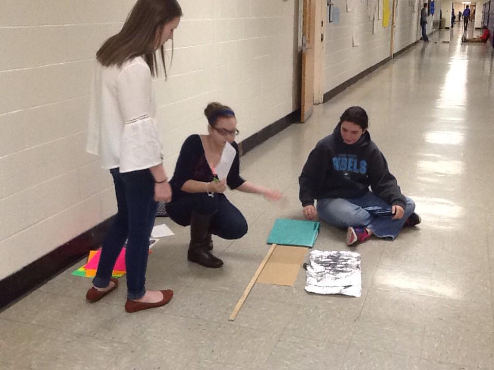 BCHSstory's tweet photo. Students designing investigations around friction . #bcsci #kytnsci http://t.co/l3diyG15B8