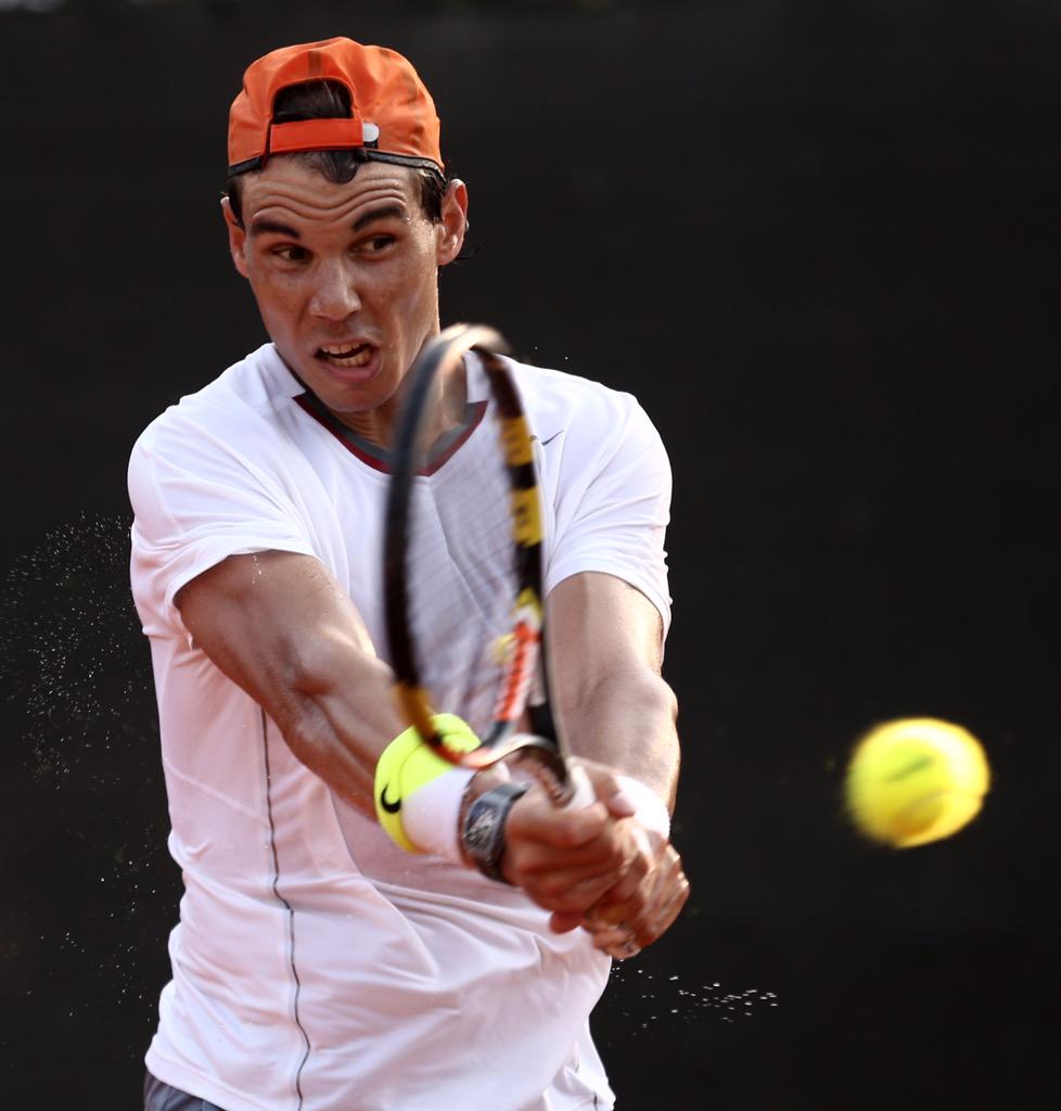 sebatorok's tweet photo. Quedan pocas horas para el sorteo de un par de entradas para ver mañana a #Nadal en el @ArgentinaOpen. Haciendo RT. http://t.co/E4wyitX2Pp