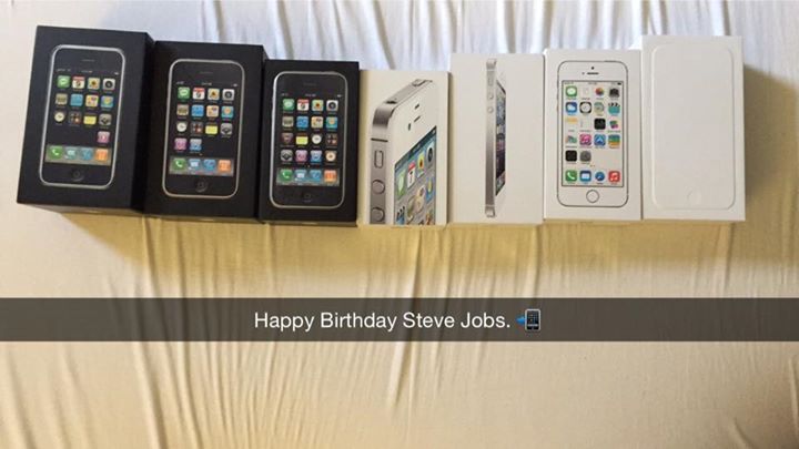 Happy Birthday Steve Jobs. I\m an Apple kid for life. 