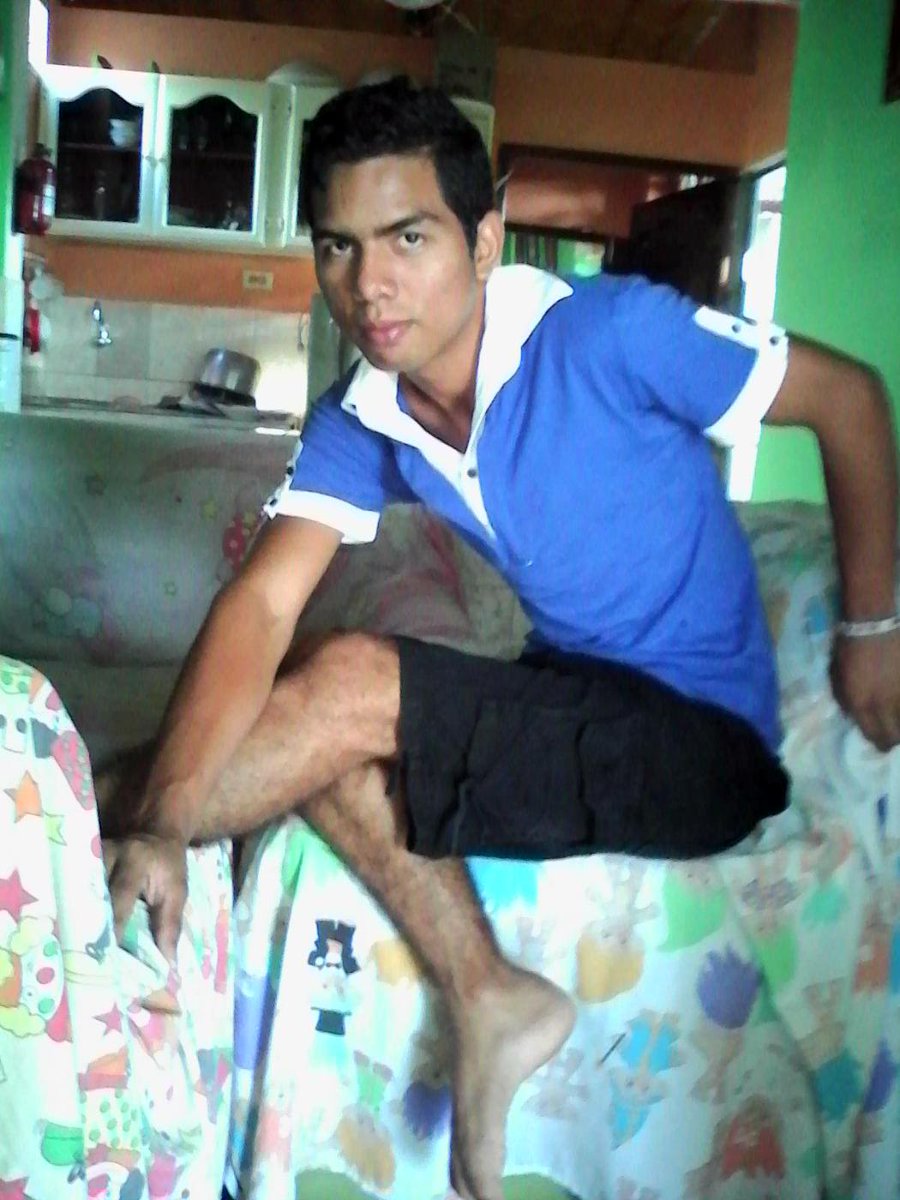 12Anthony1995's tweet photo. @atrevidostc lo importante no es llegar primero si no saber llegar http://t.co/EMzRNXcYTq