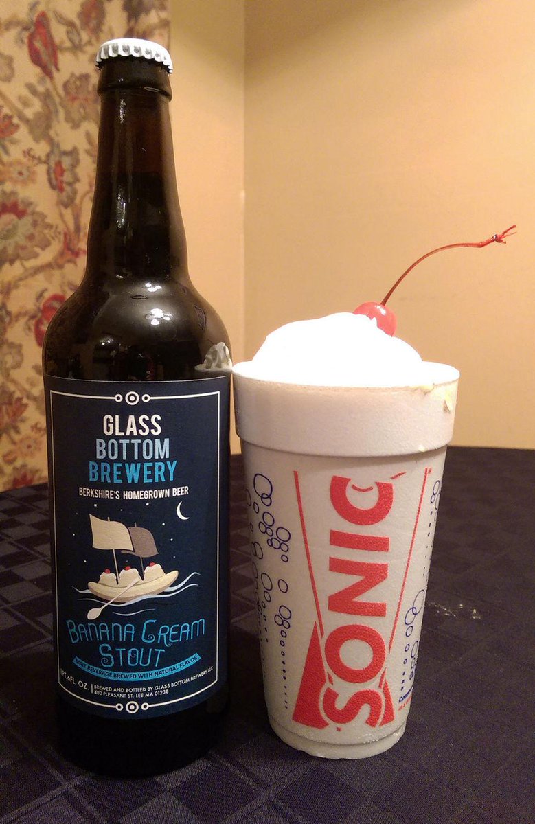 masslivenews's tweet photo. I drank it: Glass Bottom Banana Cream and Parsnip beers http://t.co/yxXzaz0eTh @glassbottombeer #MAbrew #idrankit http://t.co/k4EtJ31wzr