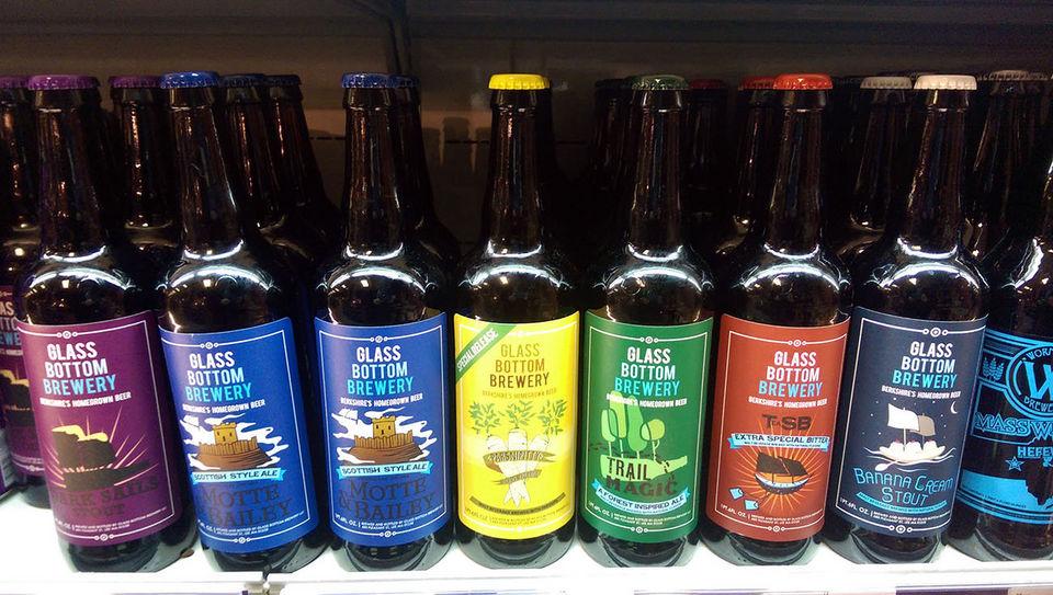 masslivenews's tweet photo. I drank it: Glass Bottom Banana Cream and Parsnip beers http://t.co/yxXzaz0eTh @glassbottombeer #MAbrew #idrankit http://t.co/k4EtJ31wzr