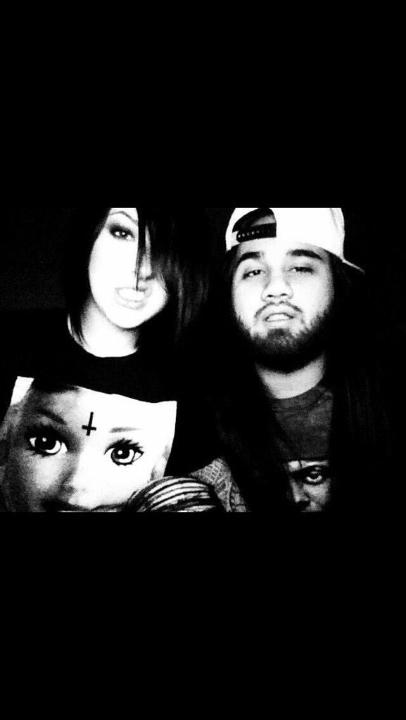 lsdymoney's tweet photo. You were my mentor. My friend. My Family. We were Uffy Lane. @uffylanesnyder http://t.co/DXlrIMW1xY