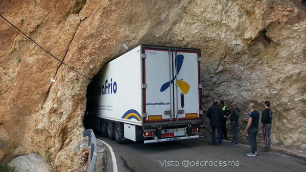 pedrocesma's tweet image. @TransporteNews @TransNewsRadio #PRL maldito GPS continué todo recto... continué todo recto decía....