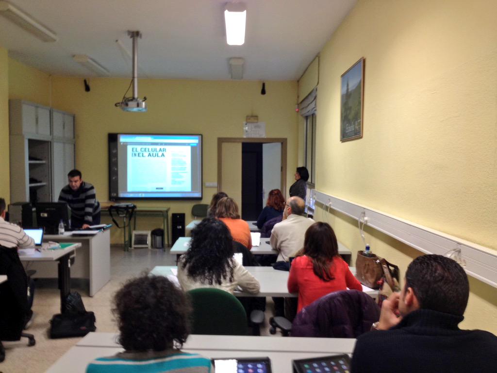 cfievalladolid's tweet image. Dispositivos móviles desde área lenguas extranjeras&quot; …voslenguasextranjeras.blogspot.com.es/?m=0 #fltmobile Compartiendo experiencias aula