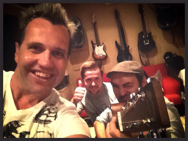 Guitar recording with the best of the best <a href="/TheReverendPat/">Hugo Kleinhans</a> <a href="/Marra911/">Martin Crouse</a>