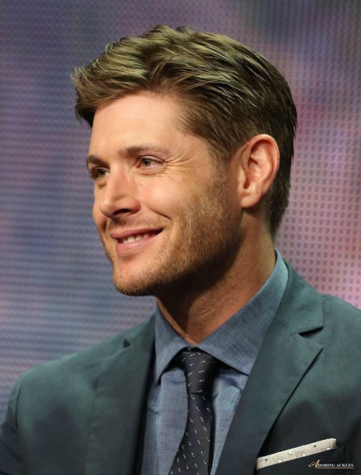 arambleon's tweet photo. #demondeanhair #ineedthisback #JensenAckles http://t.co/MUvKK0QnMH
