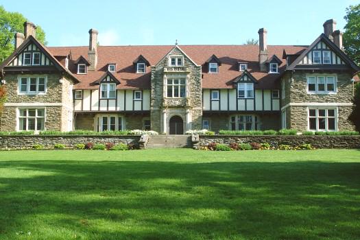 SmallColleges's tweet photo. Cabrini College located in Radnor, Pennsylvania! Submitted by: @uraShopAholic! Is this right? http://t.co/LIWkHLa1DW