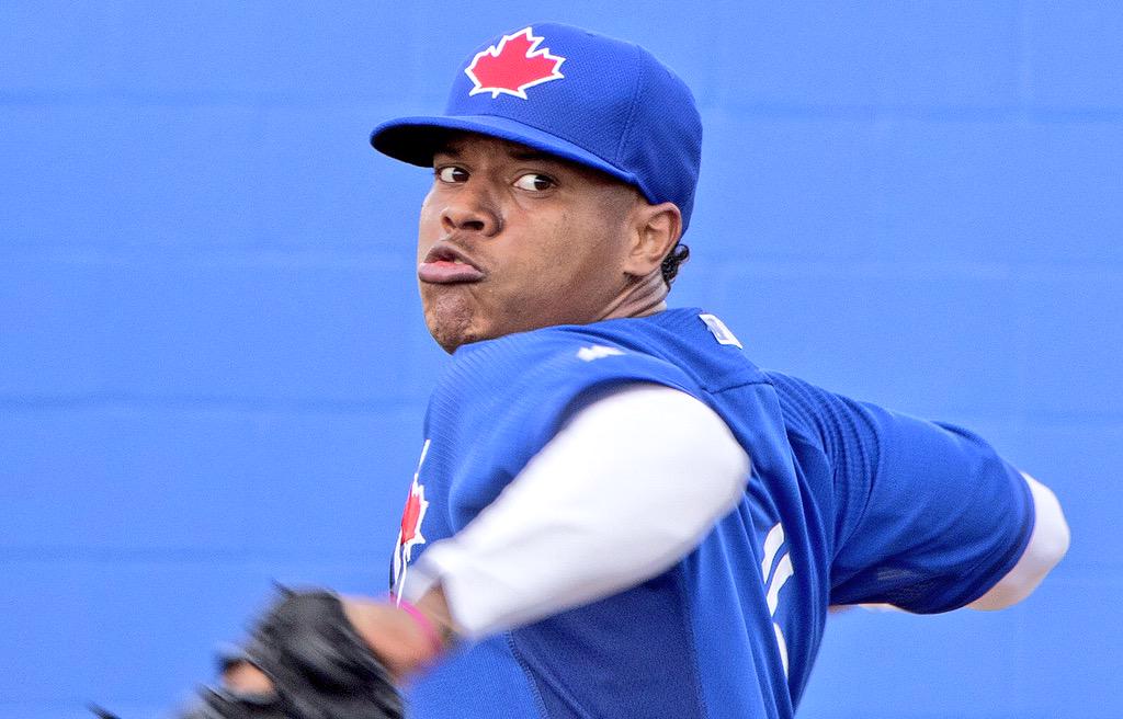 KLgfeld1's tweet photo. Its time @BlueJays http://t.co/oHAdvXqdmZ #MStrooo6 @Kaal80 @CUgrad86 @oilersjaysfan @drewtheprinter @mikev527 @FP3Pinarello #Baseballbegins