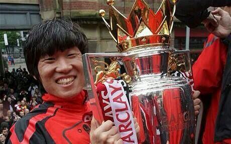 Happy 34th birthday to former Manchester United player, Park Ji Sung. 