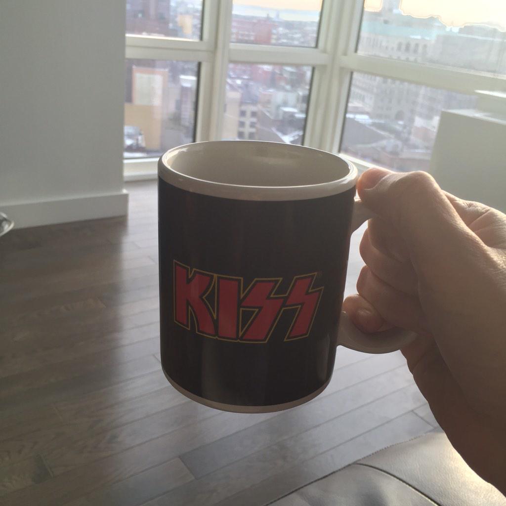 ChocolatePuma's tweet image. “@dj_dod: #TeaCrew where you at? ”