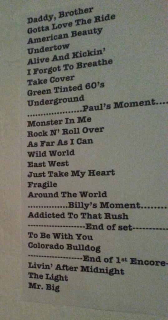 spookchile's tweet photo. Tremendo set list de #MrBigEnChile el pasado 15/02/15 ! Más de 2 horas de show ! http://t.co/7UbZm0SCRQ