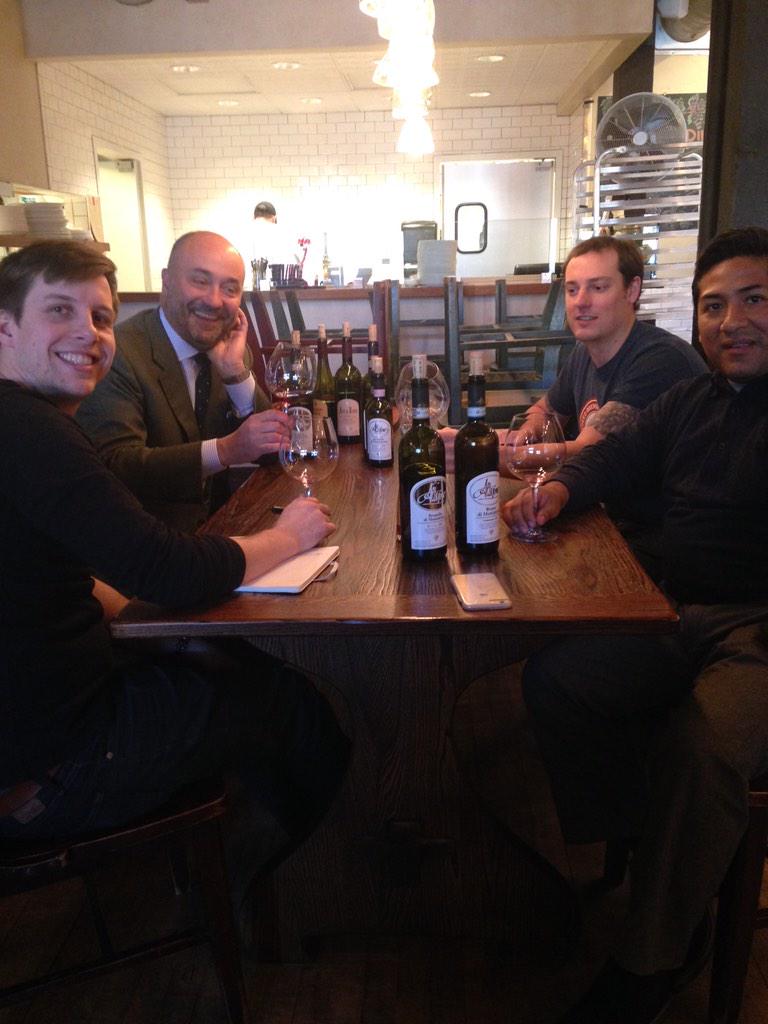 CharlieBroder's tweet image. Tasting with Guido Orzalesi from Altesino @TerzoVinoBar #brunello