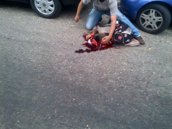 experienciajovn's tweet photo. La Resolución 8610 aplicada por el ASESINO DE PADRINO LOPEZ, ocasiono estos Resultados: ASESINADO MENOR DE 14 AÑOS http://t.co/DUXMjm358c