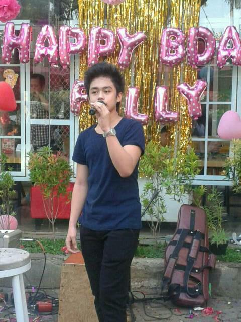 Izaarnandi_LG's tweet photo. at Birthday Party kak @FellyChiBi http://t.co/Y0nXWHXWkO
