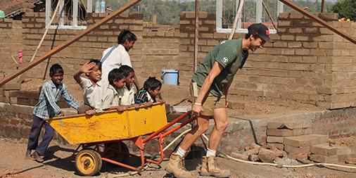 VicGovDE's tweet photo. Seven @Swinburne apprentices helped build new school facilities in a remote community in India http://t.co/L4CHRyH7TK http://t.co/x6kLm0iDZ2