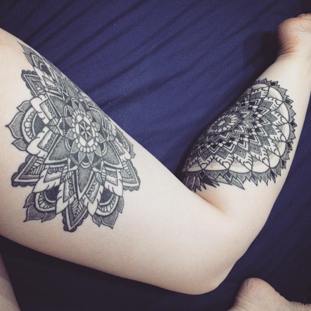 Racheymon's tweet photo. My mandalas by my love and best friend @wolfee1 give him a follow on Instagram #mandala #tattoo #dotwork #blackwork http://t.co/H3JcGC2SZH