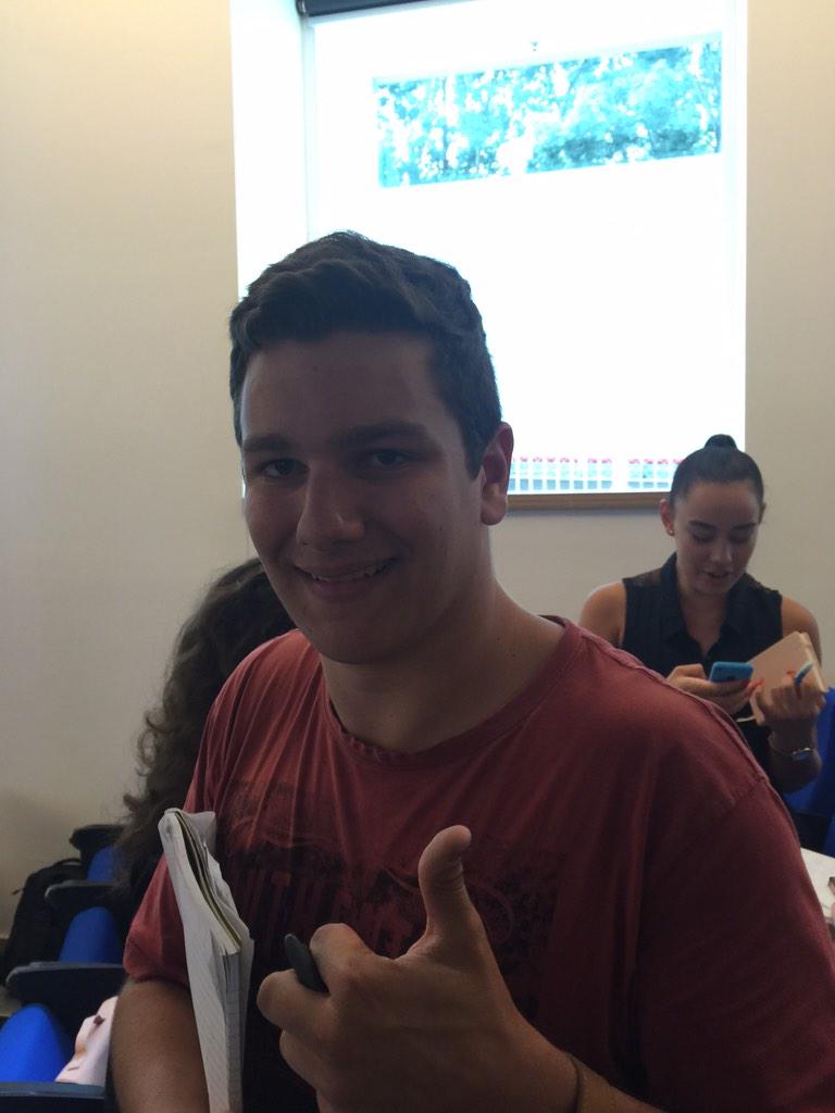 LachlanWinzer's tweet photo. #utsjournalism Undergraduate Journalist Andrew Pacini, travelled 45 minutes to UTS City campus this morning for class http://t.co/pd6IDs87QE