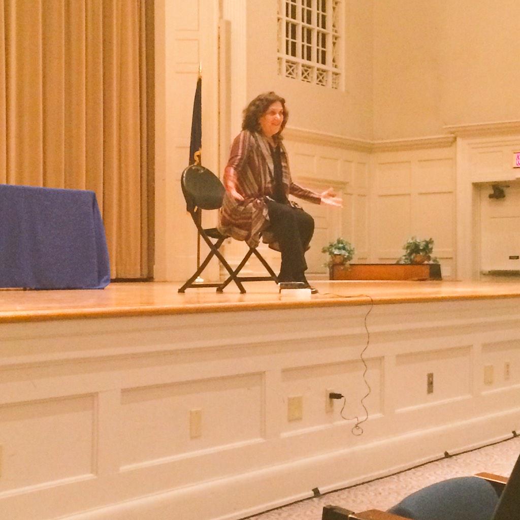UKCommonReading's tweet photo. Thank you @storydevi for an incredible evening of storytelling! #seediversity http://t.co/54eJhIXlDT