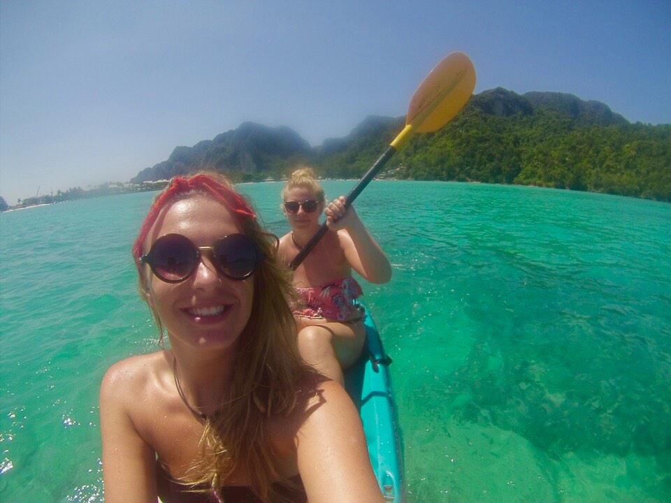 Gracesmith_xo's tweet photo. I bloody love you Thailand! ☀️ http://t.co/qVufcbKNxv