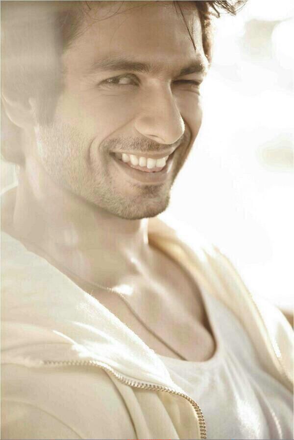 || New || We list some of best performances!  Happy Birthday Shahid Kapoor 