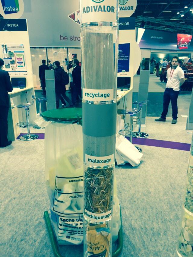 Herve_Pillaud's tweet photo. Dans nos fermes : rien ne se perd tout se recycle #hubagro @FNSEA @ChambagriFrance @sima_paris http://t.co/yh3S9L3FQZ