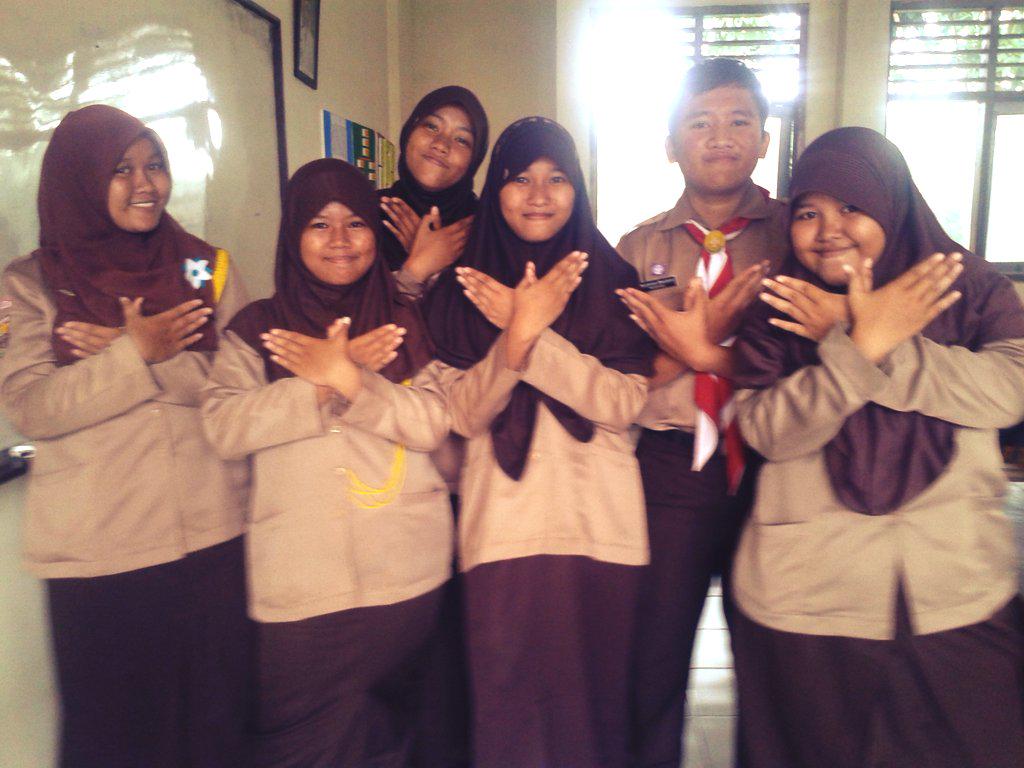diahputr_'s tweet photo. Salam Pramuka
Nama : Diah Kusuma putri
kelas : 10
asal : SMKN 1 Depok
#KSDteam 
#BPsDay 
#PramukAksi 
@Pramuka4Depok http://t.co/GGbEQezfgS