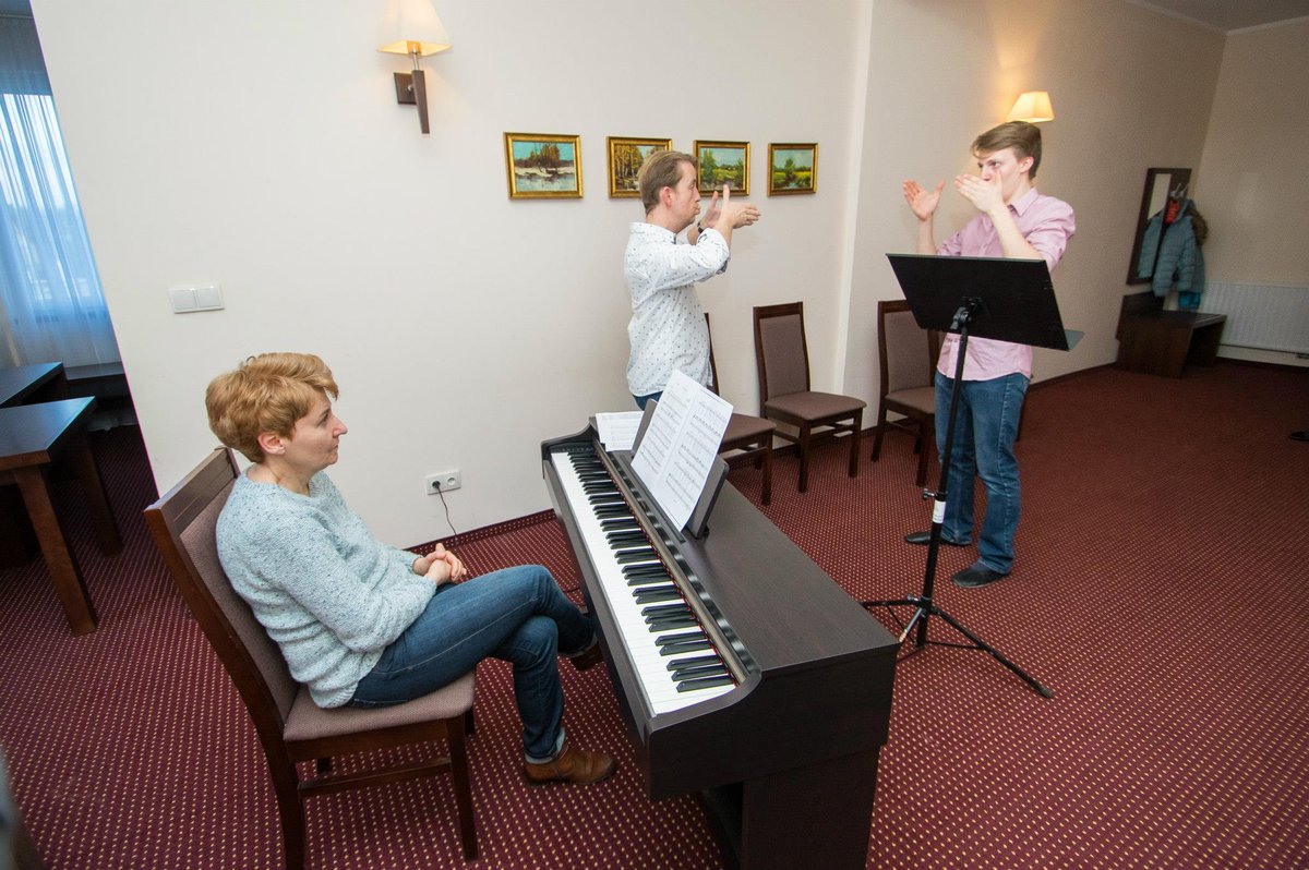 Jak śpiewać? ;) PNChM w toku! | How to sing? PNYC in progress <a href="/ejdougan/">Eamonn Dougan</a>