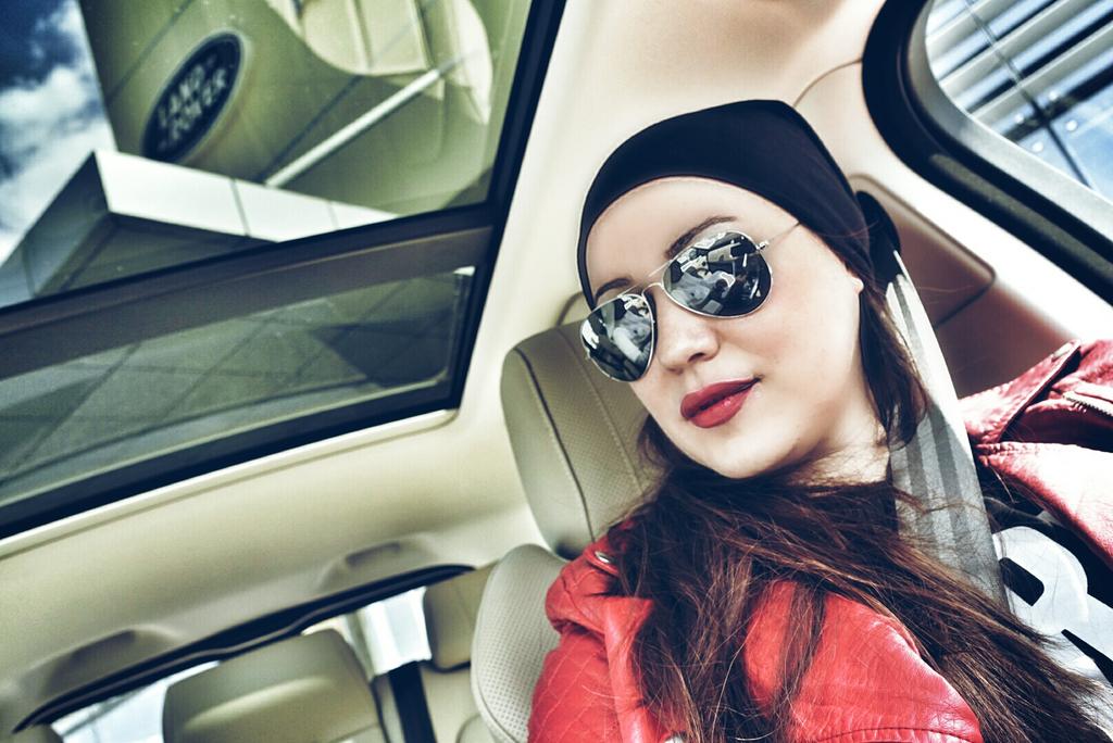 LebaneseUsa's tweet image. The Sky is my limit! What's yours? ✌ #Landrovermena #Myland #أرضي @LandRoverMENA #AlTayerMotors #Sharjah #dubai #uae