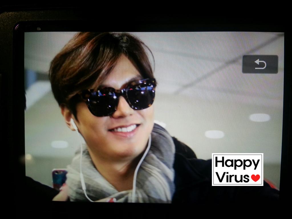 HAPPY_VIRUS22's tweet photo. (150225)인공입국♡ 수고하셨어용ㅋㅋ오빠 조심히 가세요ㅋㅋㅋ http://t.co/Gd0mFTMYS7