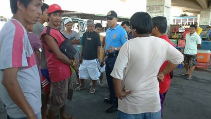 CABCITYPNPNEPPO's tweet photo. 2rpio_pro3 @PDNEPPO @drdapro3 PINSP DELA CRUZ conducted dialogue with Jeepney/bus drivers/commuters. http://t.co/naKWnX9r0J