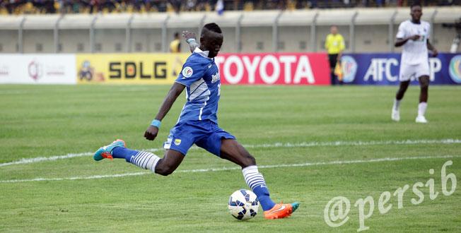 persib's tweet photo. Thanks Konate! #PERSIB #PERSIBDay #AFCCup2015 http://t.co/w9QmWTLGBv