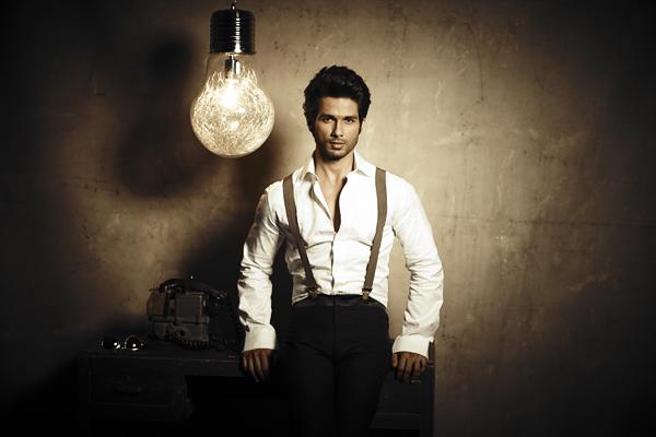 Happy Birthday Shahid Kapoor. Here are 8 Things We Love About Him 