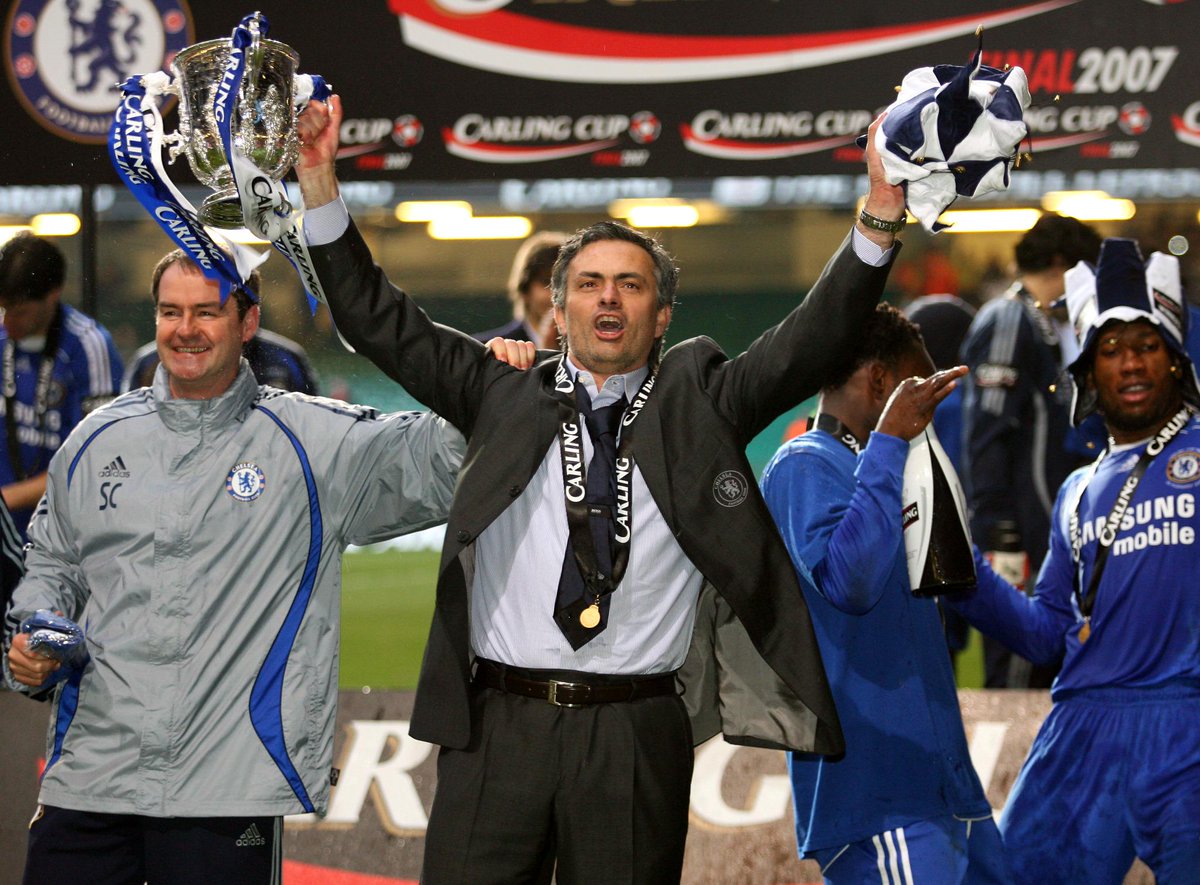 Yoelsptr's tweet photo. "@ChelseaFC: Eight years ago today, we lifted the League Cup after beating Arsenal 2-1 in the final… #CFC http://t.co/4Eq3NQNEC6"