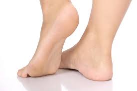 Ayaklarda topuk bakımı neden düzenli olarak yapılmalıdır fantaziicgiyim.tripod.com/topuk-bakimi.h… sitesinden okuyun.