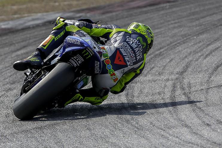 Rossihastalamue's tweet photo. #VR46 #TestSepang2 #Day3 http://t.co/AMFt9hLDzB
