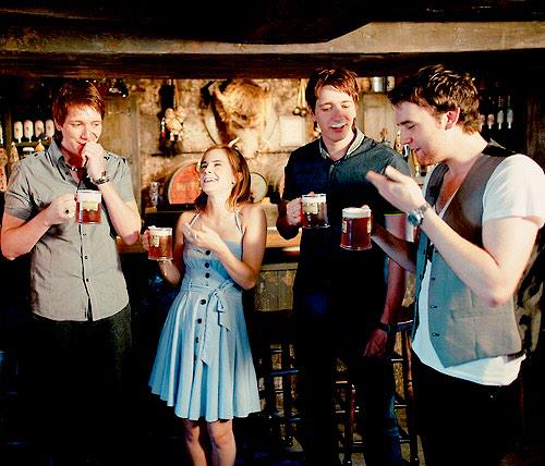 Happy birthday to the best twins!! Have a nice day, Italy loves you      