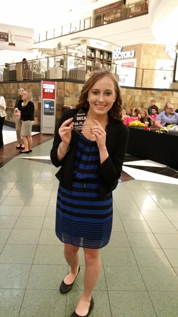 FortOsageDECA's tweet photo. Countdown to State DECA! 18 DAYS #FortOsageDECA #MoStateDECA. http://t.co/VjUqrMOJ87