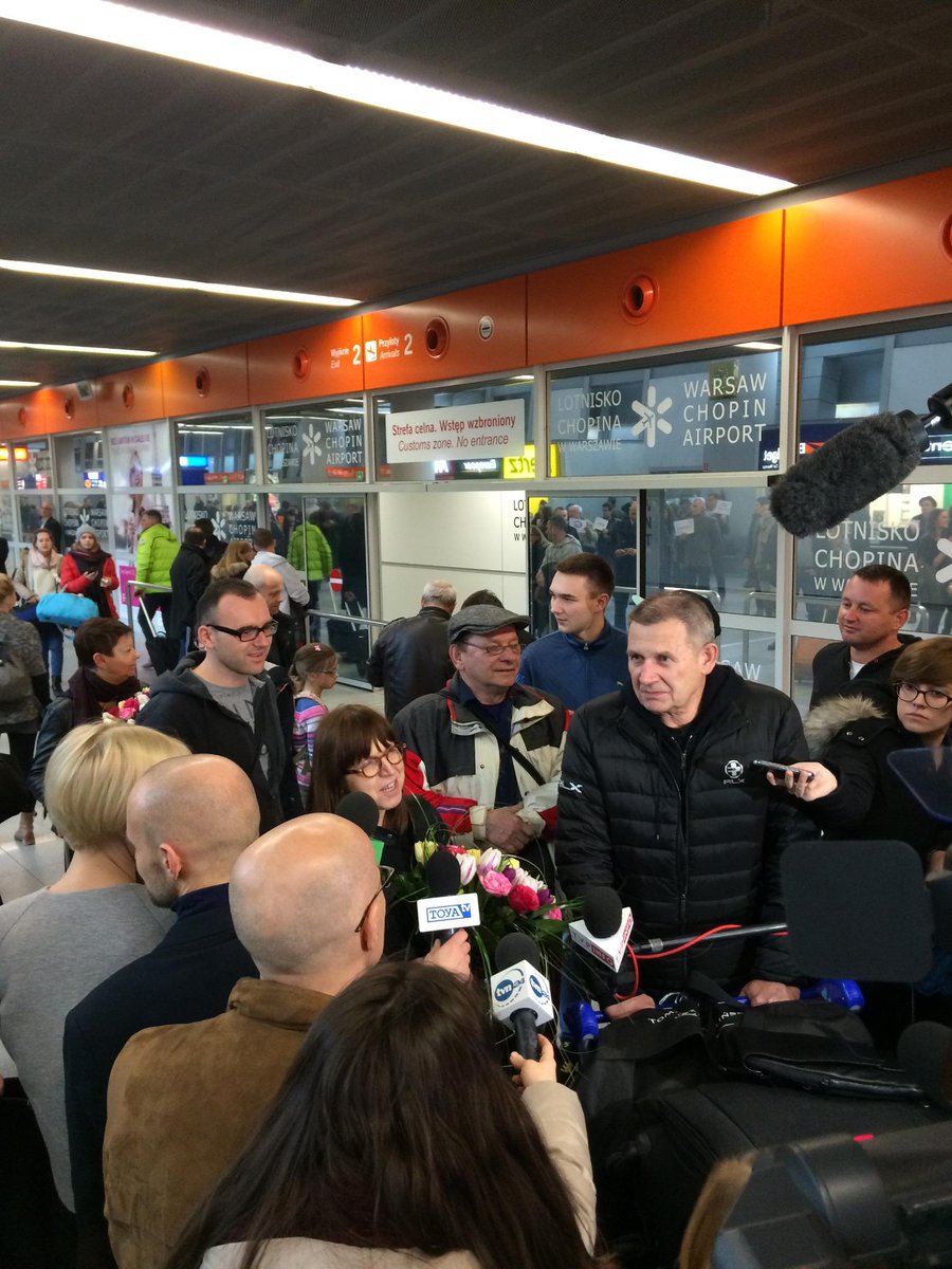 IdaMovie's tweet photo. Today the film producers Ewa Puszczyńska and Piotr Dzięcioł returned from Los Angeles to Warsaw http://t.co/IPVrxOxHTh
