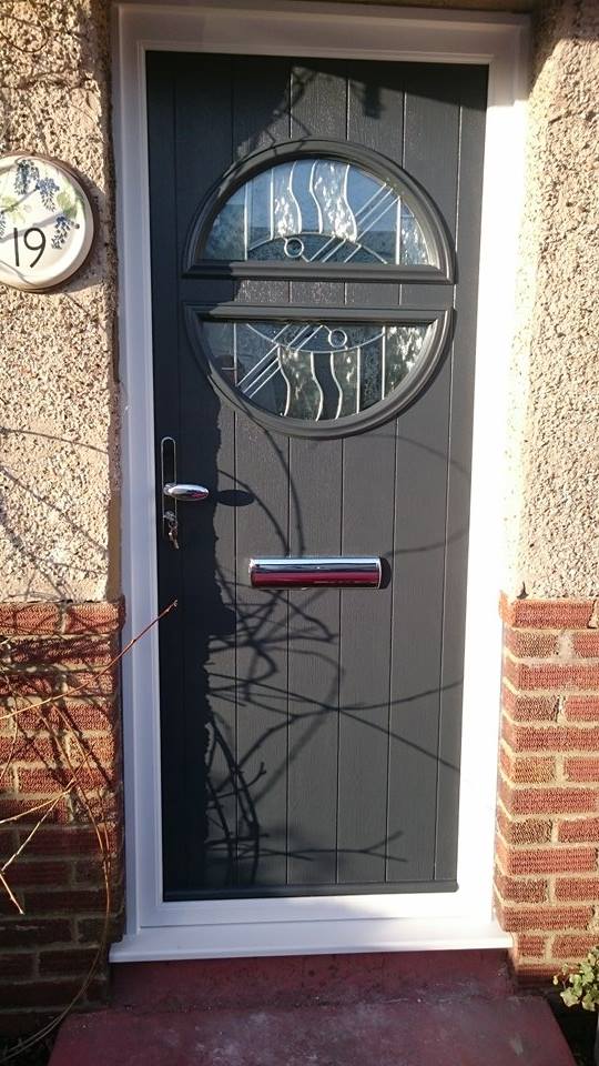Another Groovy door fitted by one of our team <a href="/SolidorLtd/">Solidor</a> before and after!!