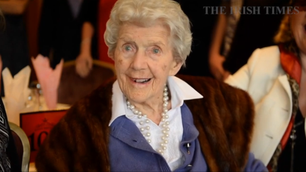 GolfDigest's tweet photo. A (brilliant) 100-year-old Irish woman says the secret to a long life is lots of beer &amp; golf: http://t.co/GXmYcePX6G http://t.co/jS7MS7kGv5