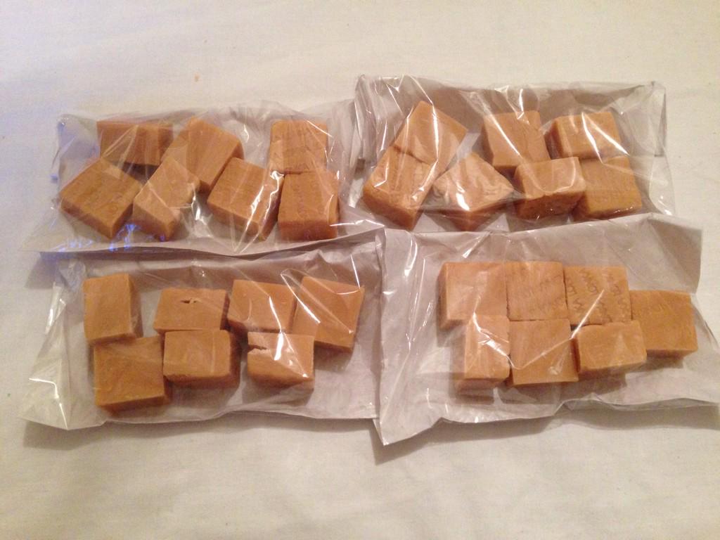 candyqueensms's tweet photo. New stock been delivered to the New prestwick post office at the Toll Ayr 🍭🍬🍭🍬 http://t.co/AJbP2pK3Nq